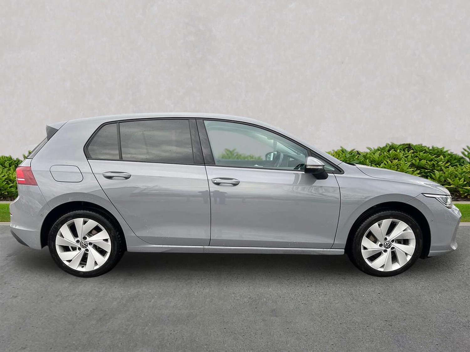 Used Volkswagen Golf 2025 for sale - 76490587: Photo 3