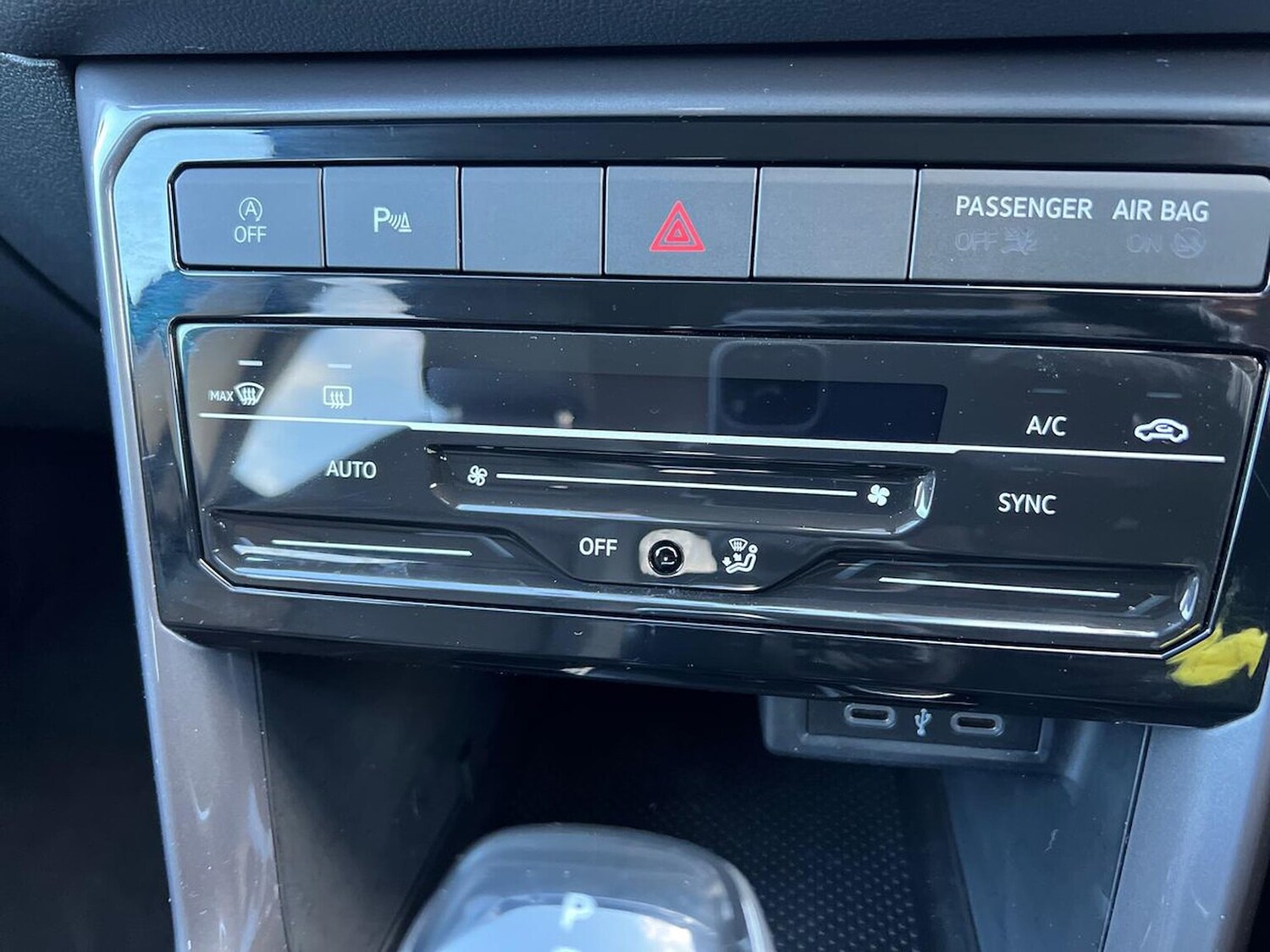 Used Volkswagen T-Cross 2022 for sale - 76735608: Photo 12