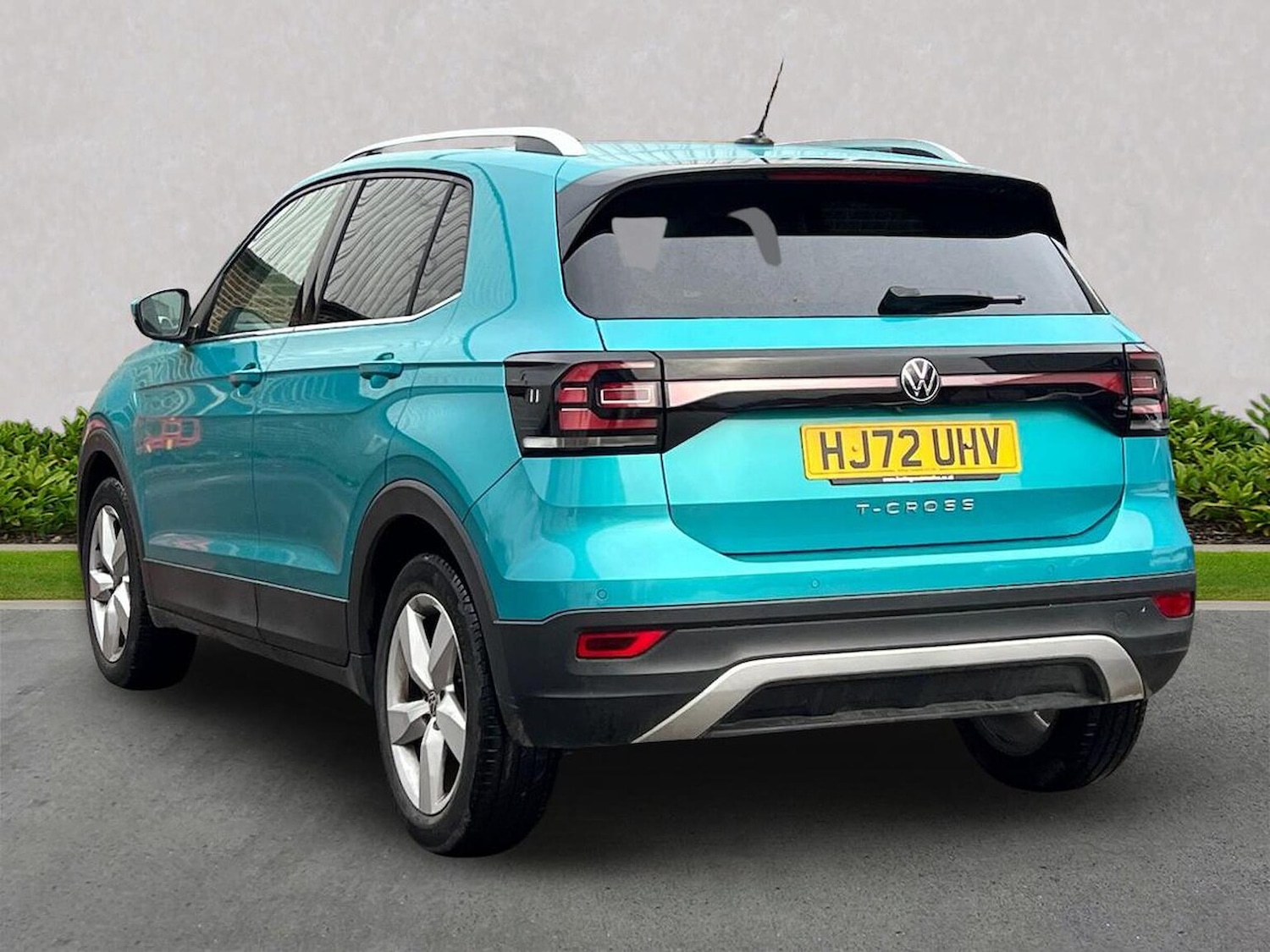 Used Volkswagen T-Cross 2022 for sale - 76735608: Photo 2