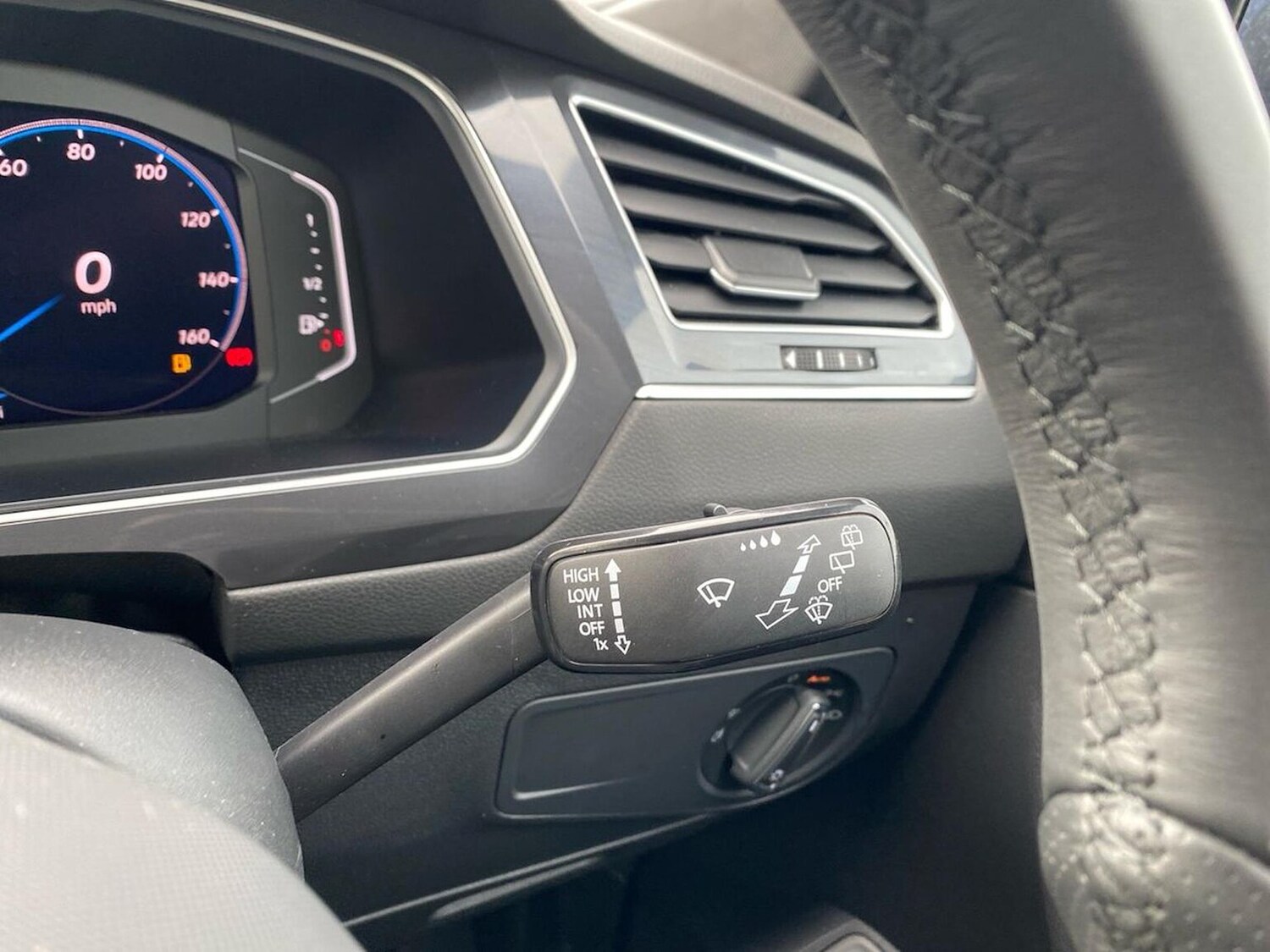 Used Volkswagen Tiguan Allspace 2025 for sale - 78193892: Photo 28