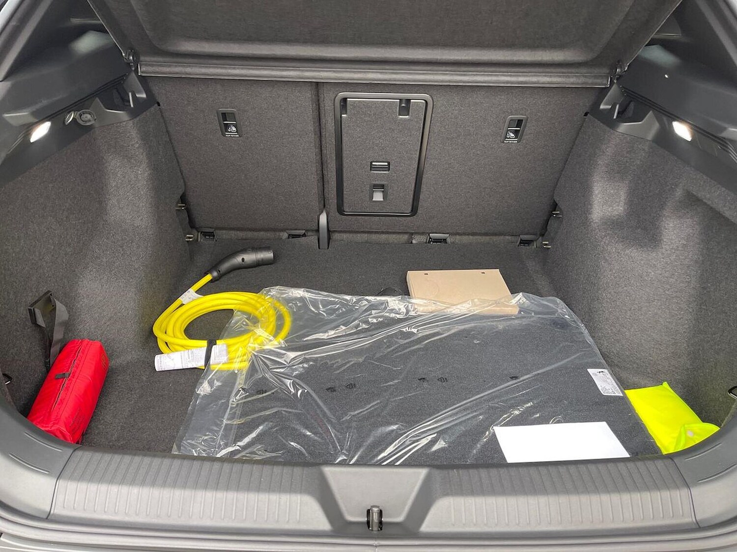 Used Volkswagen ID.4 2025 for sale - 76174241: Photo 17