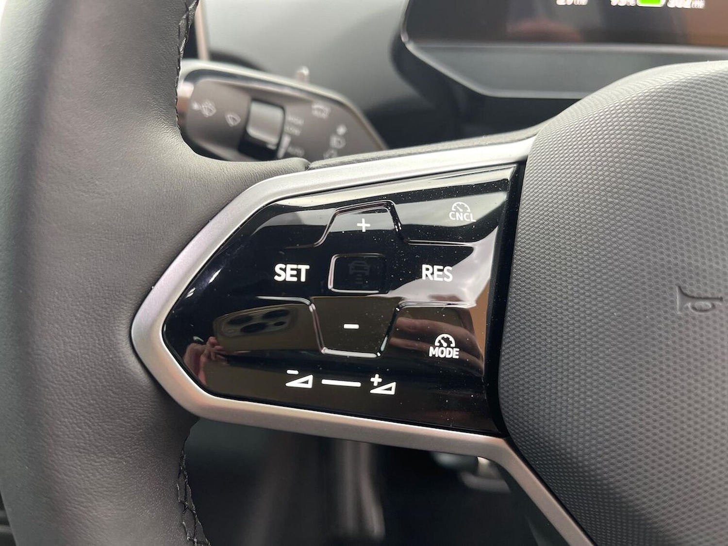 Used Volkswagen ID.4 2025 for sale - 76174241: Photo 25