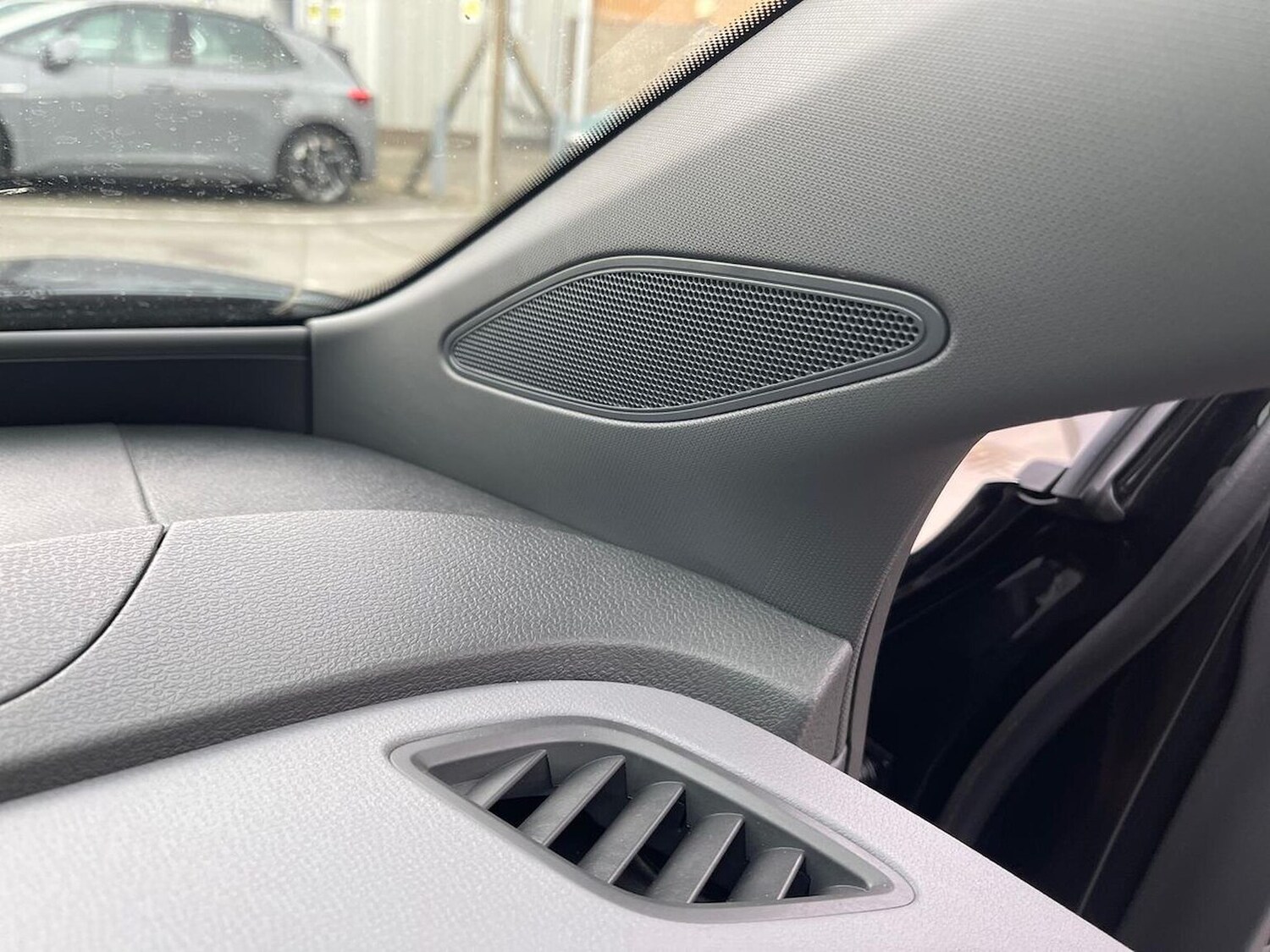 Used Volkswagen ID.4 2025 for sale - 76174241: Photo 30