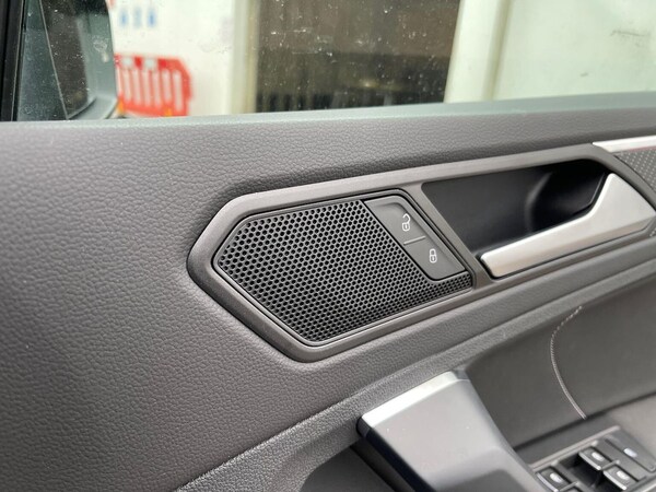 Used Volkswagen Tiguan 2023 for sale - 76187096: Photo 30