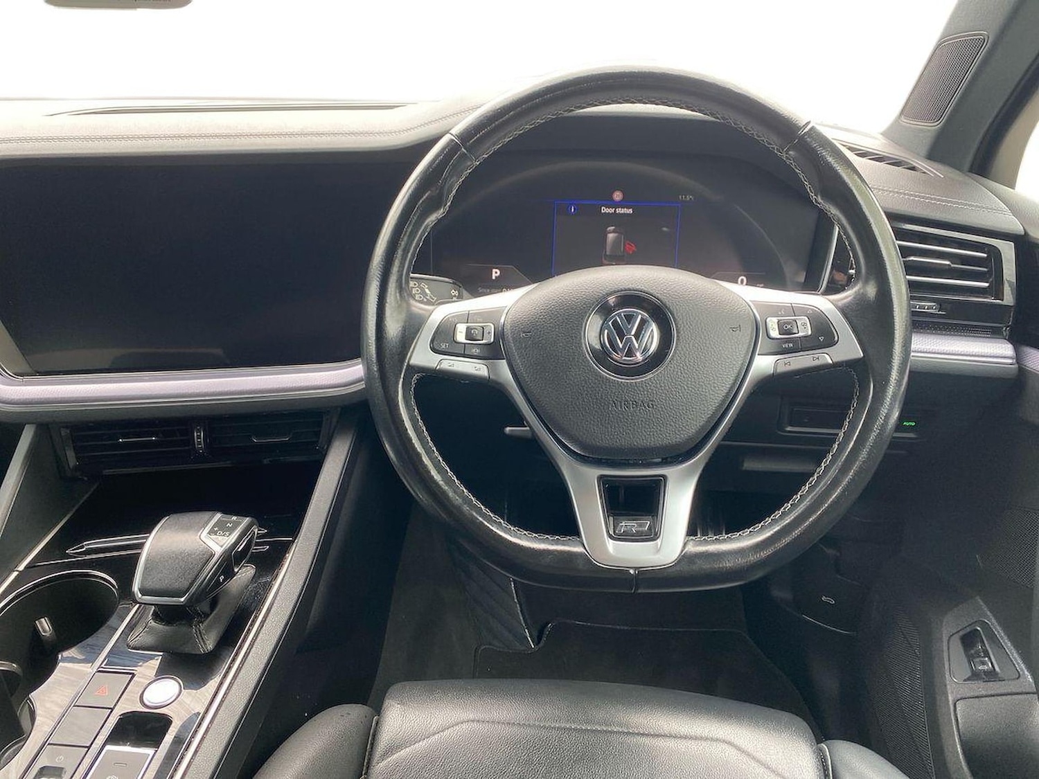 Used Volkswagen Touareg 2019 for sale - 78194104: Photo 9