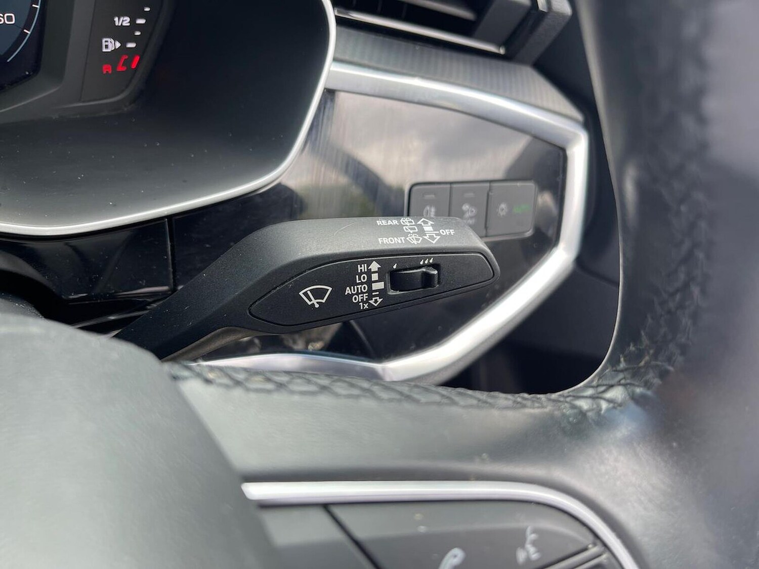 Vehicle 28