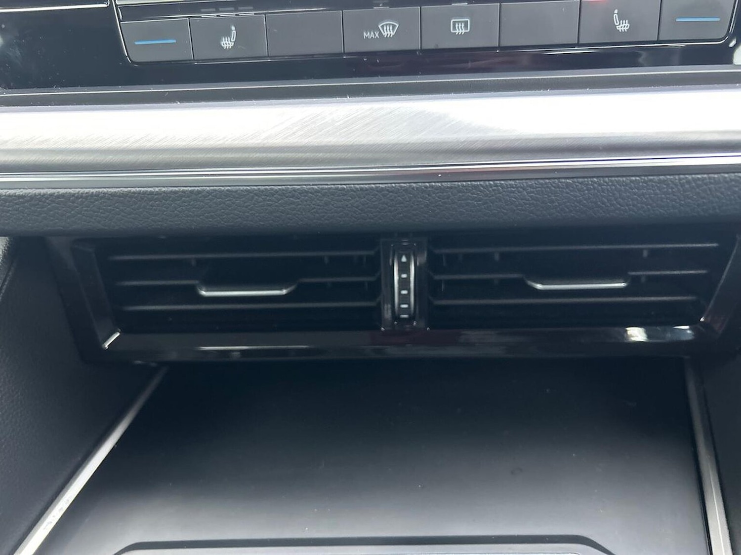 Used Volkswagen Touareg 2021 for sale - 76931609: Photo 12