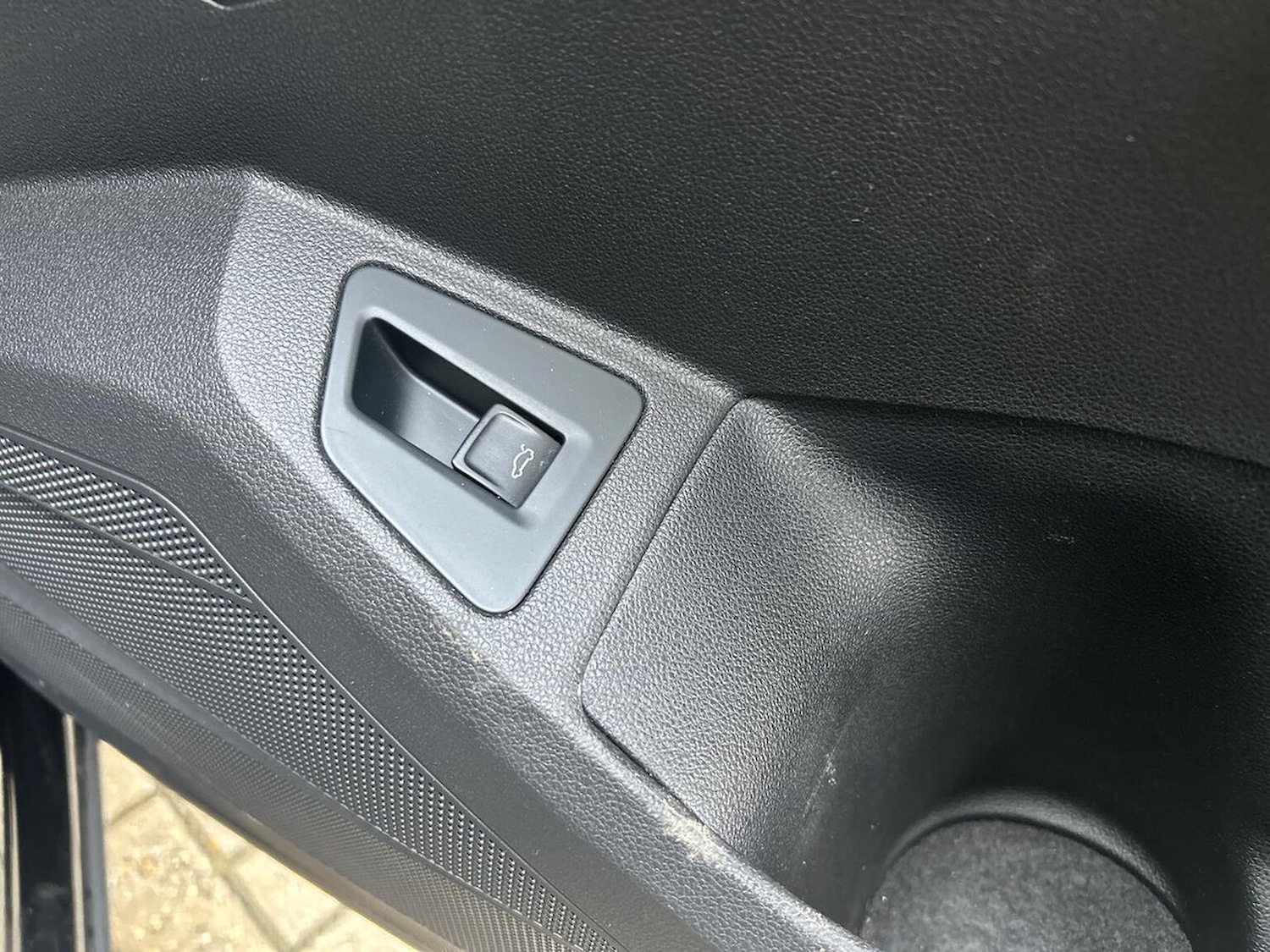 Used Volkswagen Touareg 2021 for sale - 76931609: Photo 24