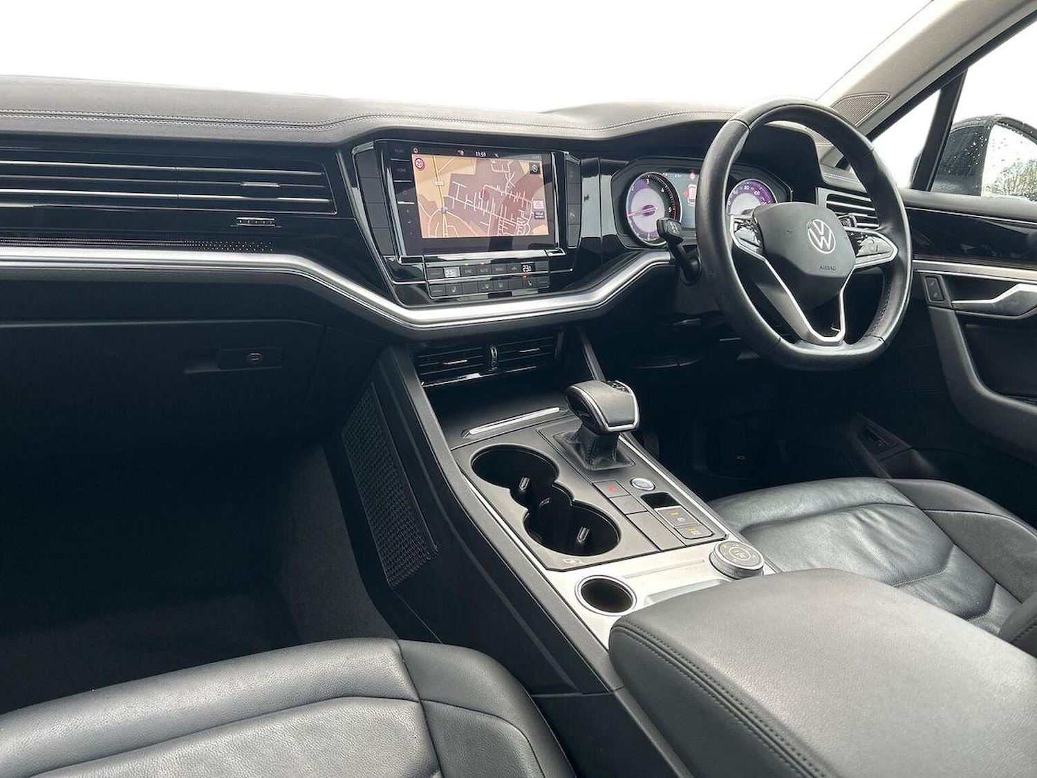 Used Volkswagen Touareg 2021 for sale - 76931609: Photo 7