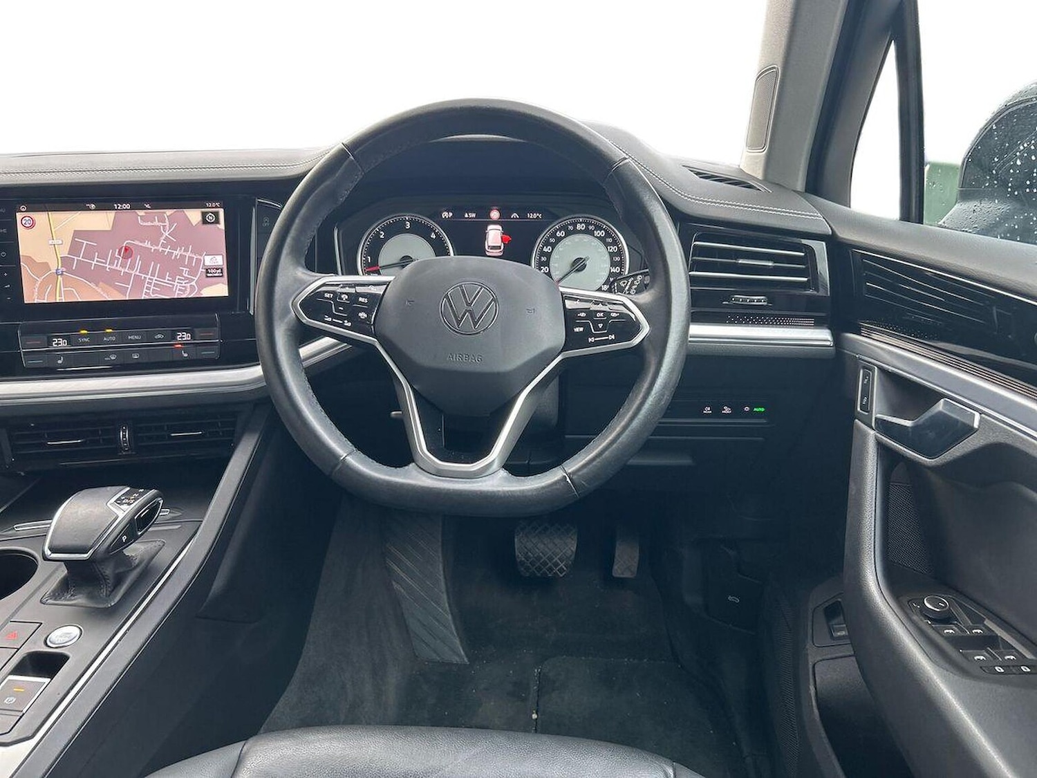 Used Volkswagen Touareg 2021 for sale - 76931609: Photo 9