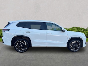 Used Volkswagen Touran 2025 for sale - 76791851: Photo