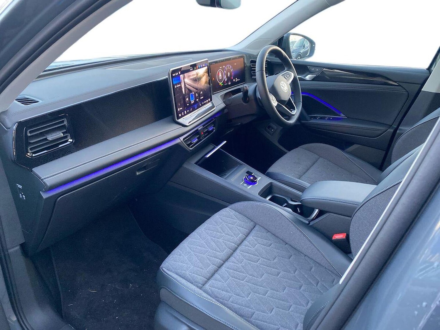 Used Volkswagen Tiguan 2025 for sale - 77023470: Photo 9