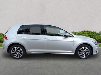 Used Volkswagen Golf 2020 for sale - 78353415: Photo