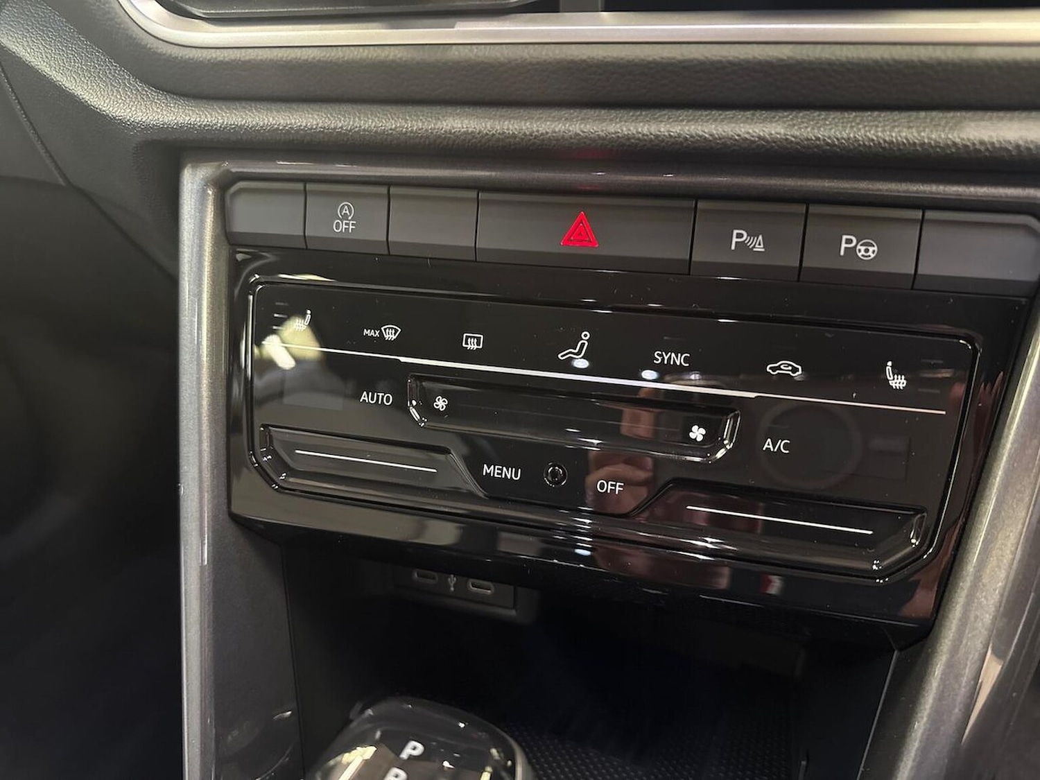 Used Volkswagen T-Roc 2025 for sale - 76287312: Photo 12