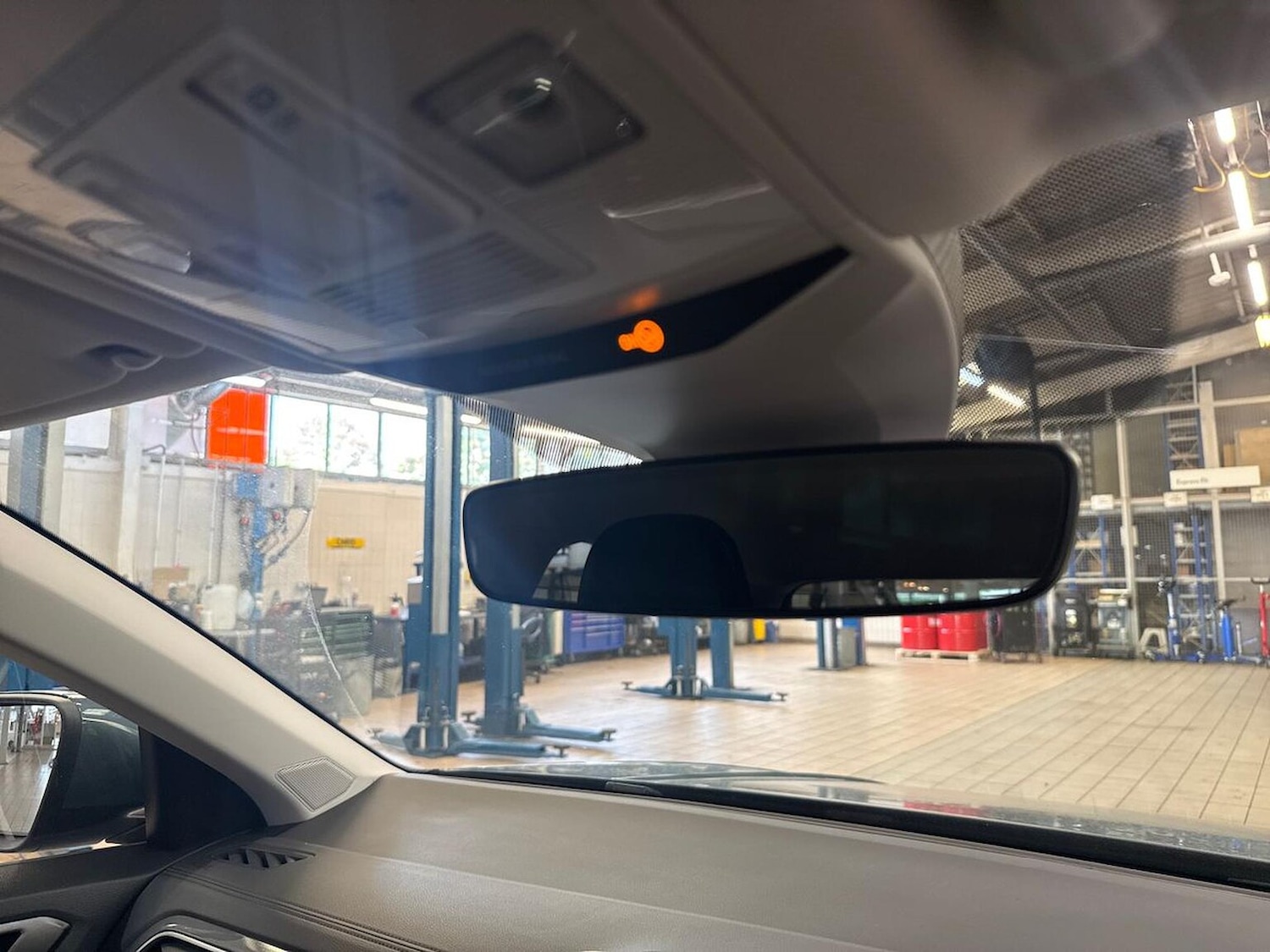 Used Volkswagen T-Roc 2025 for sale - 76287312: Photo 14