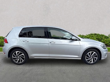Used Volkswagen Golf 2020 for sale - 78386163: Photo