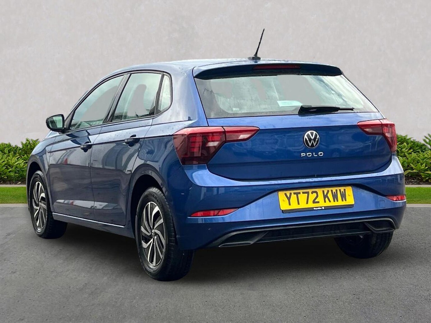 Used Volkswagen Polo 2022 for sale - 76490597: Photo 2