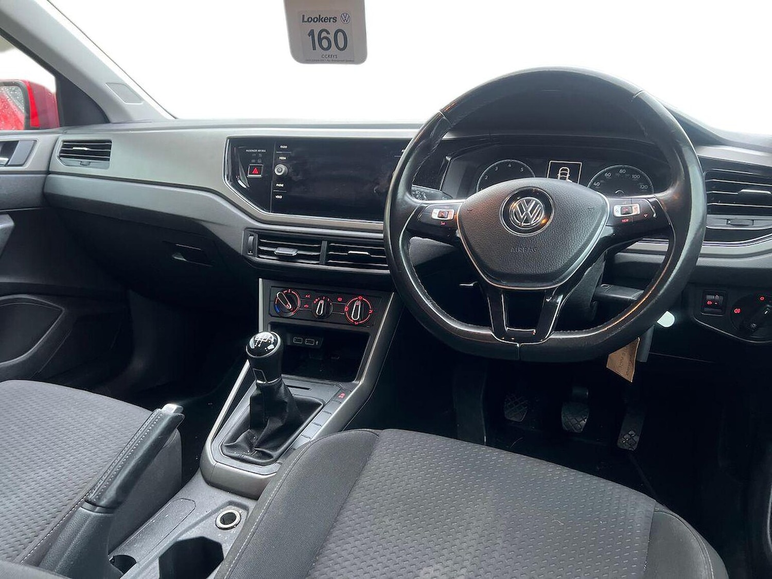 Used Volkswagen Polo 2018 for sale - 76859189: Photo 15