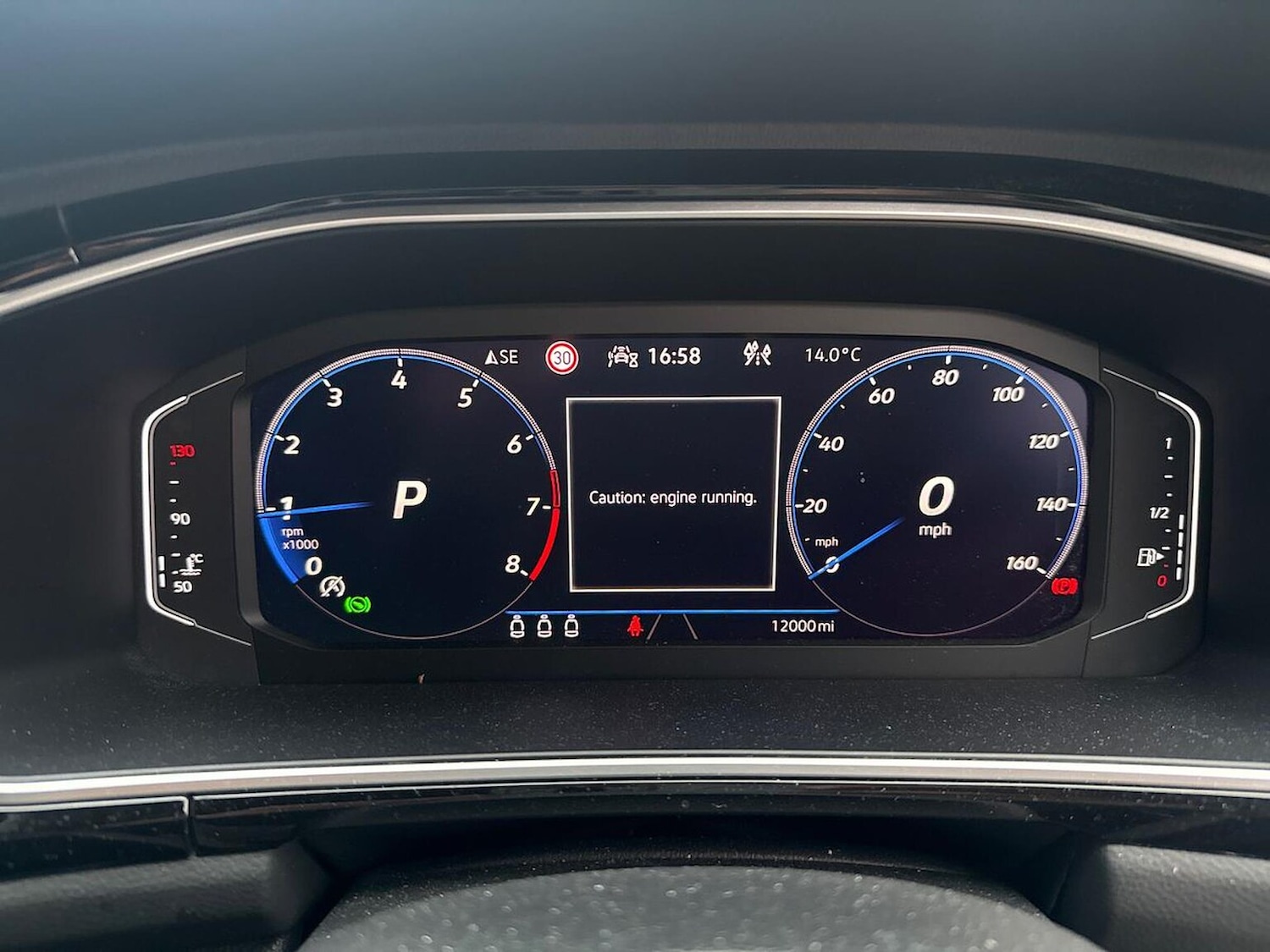 Used Volkswagen T-Roc 2023 for sale - 76287313: Photo 10