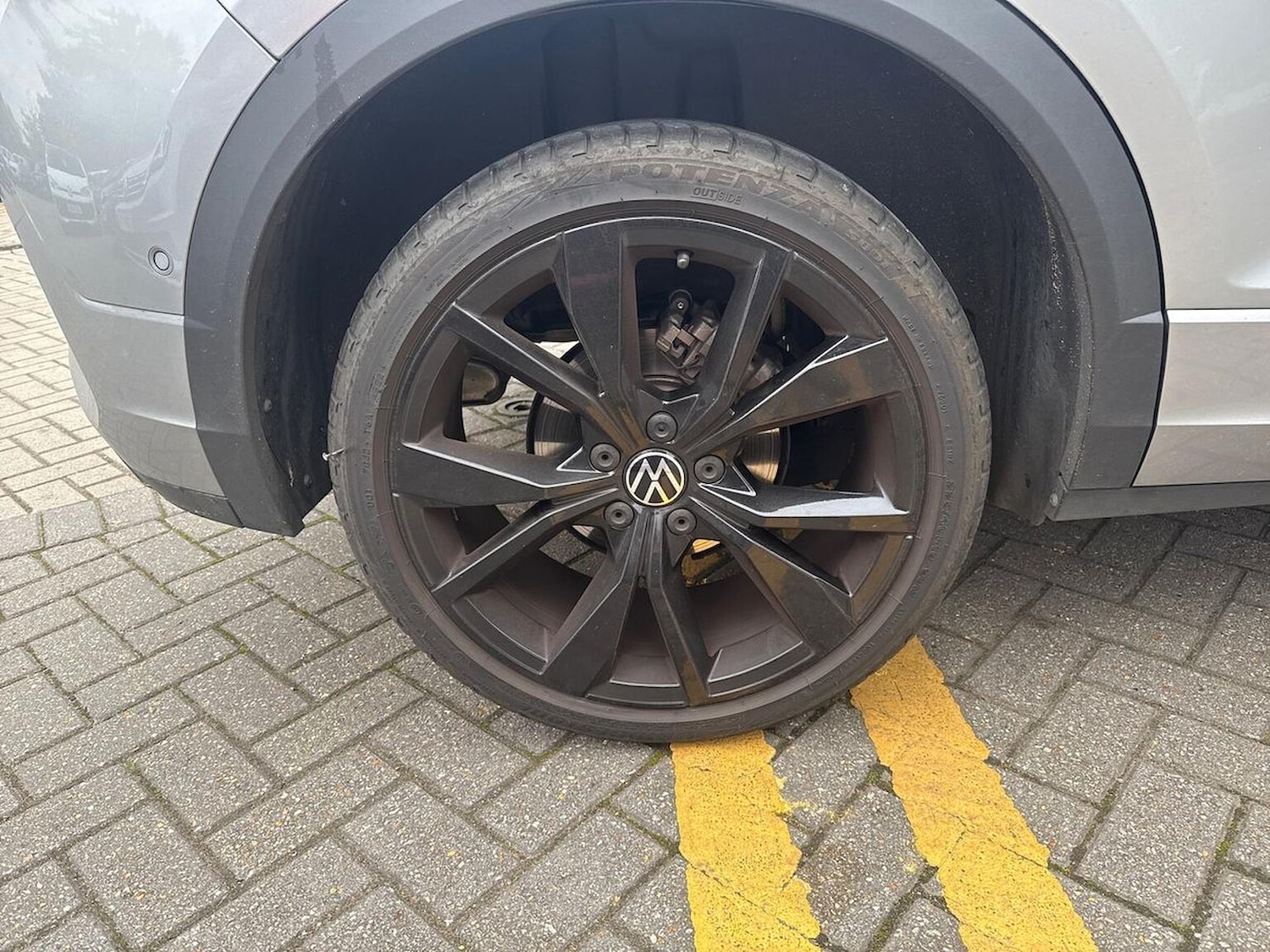 Used Volkswagen T-Roc 2023 for sale - 76287313: Photo 6