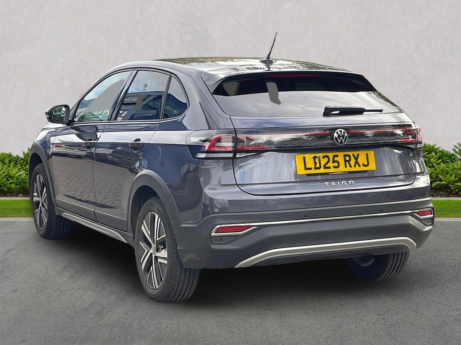 Used Volkswagen Taigo 2025 for sale - 76335139: Photo 2