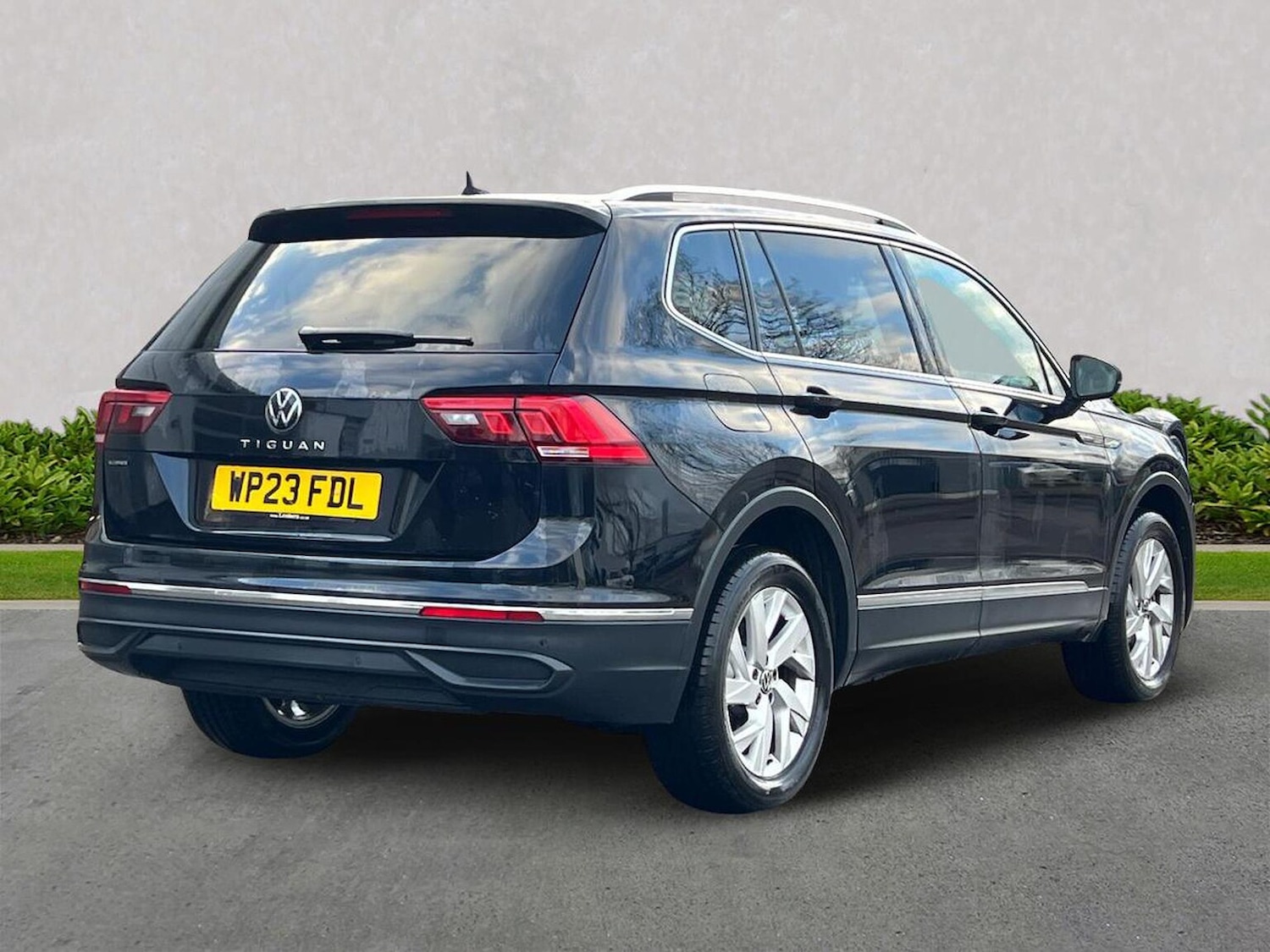 Used Volkswagen Tiguan Allspace 2023 for sale - 76947015: Photo 18