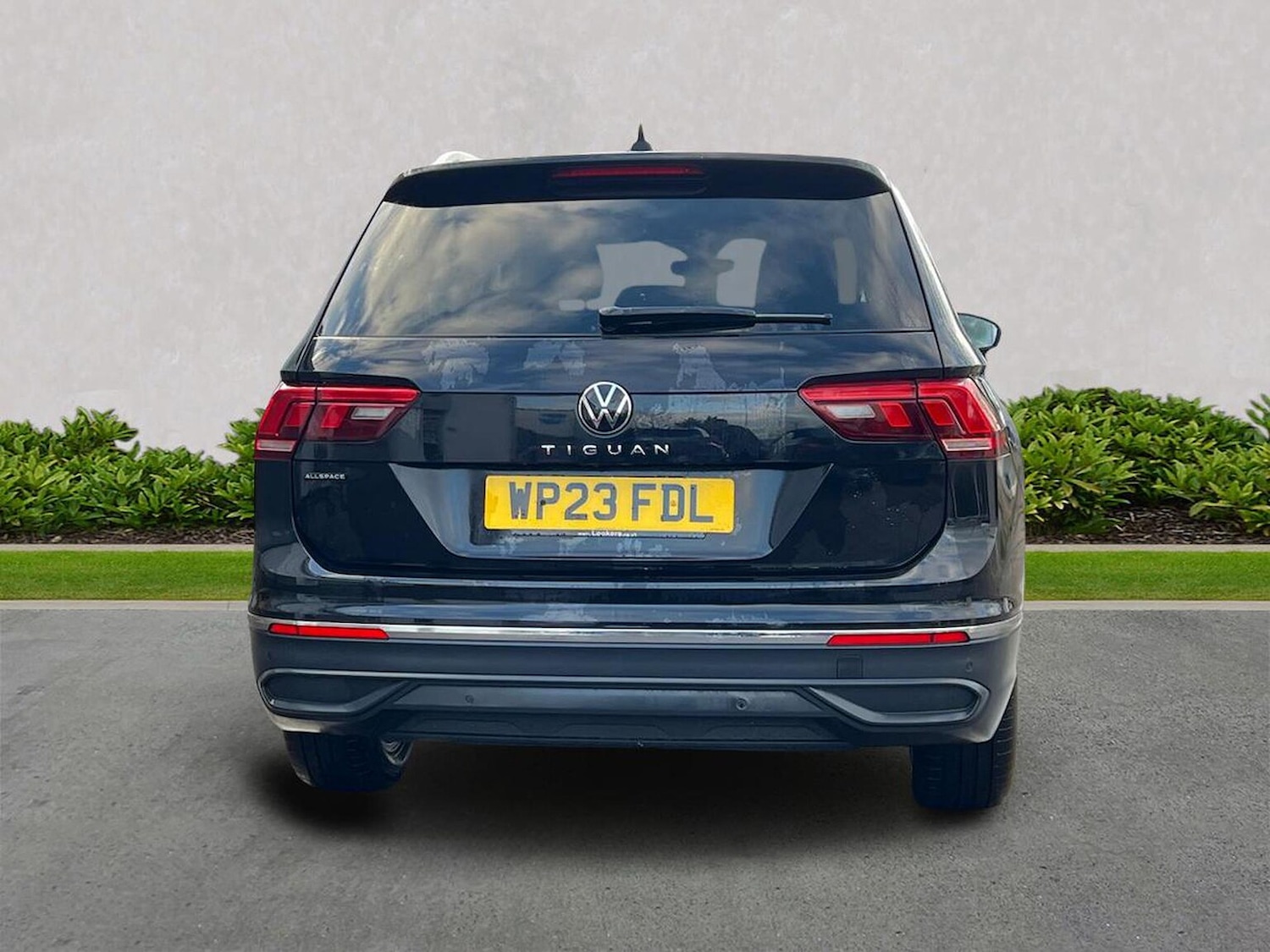 Used Volkswagen Tiguan Allspace 2023 for sale - 76947015: Photo 4