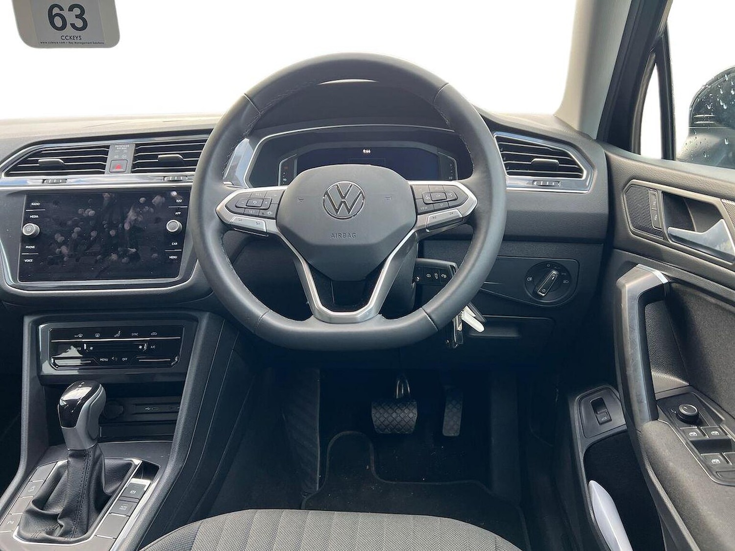 Used Volkswagen Tiguan Allspace 2023 for sale - 76947015: Photo 9