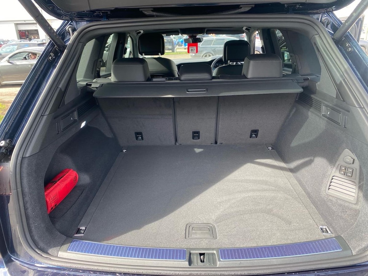 Used Volkswagen Touareg 2026 for sale - 78193839: Photo 17