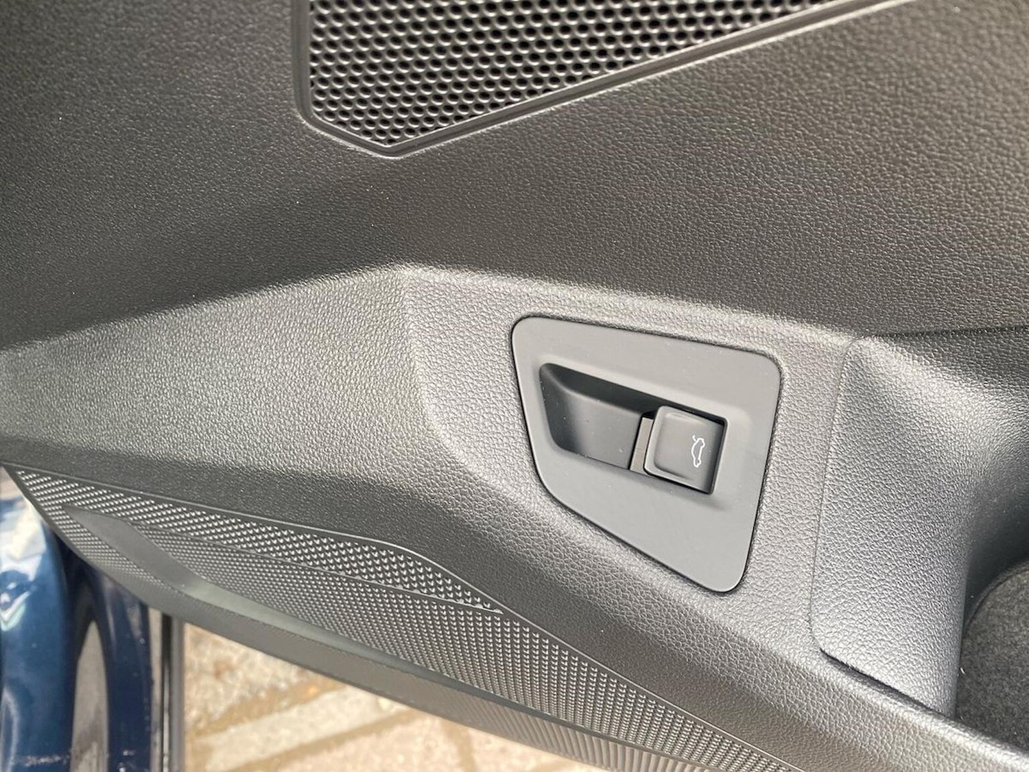 Used Volkswagen Touareg 2026 for sale - 78193839: Photo 41