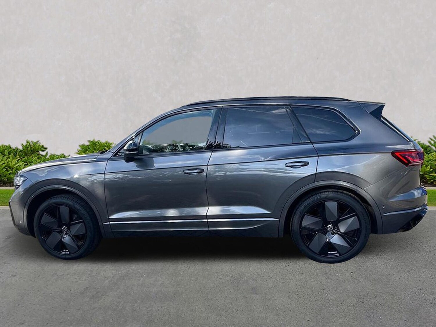 Used Volkswagen Touareg 2025 for sale - 77487750: Photo 19