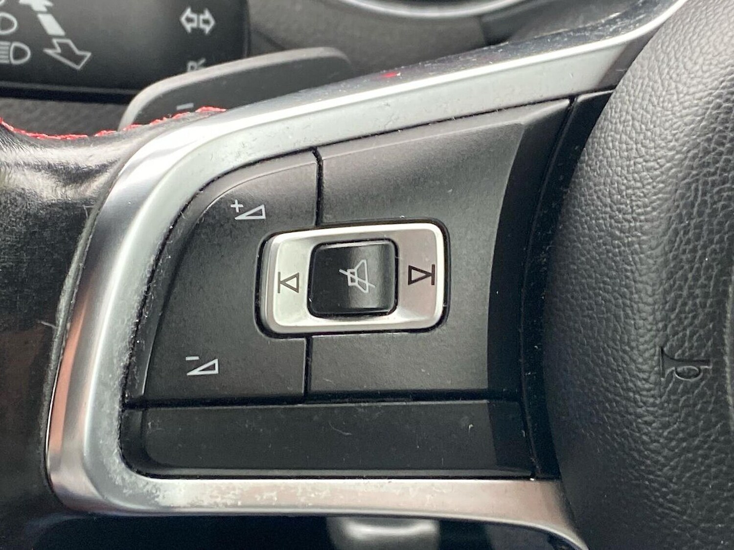 Used Volkswagen Polo 2016 for sale - 78194045: Photo 24