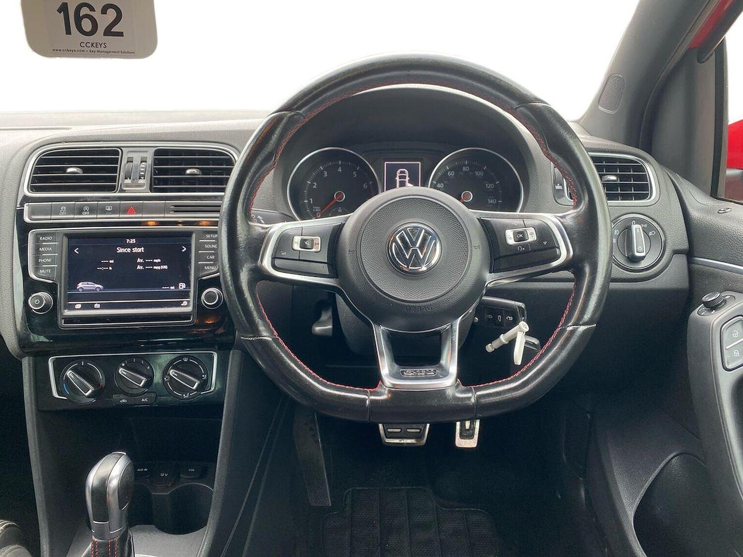 Used Volkswagen Polo 2016 for sale - 78194045: Photo 9