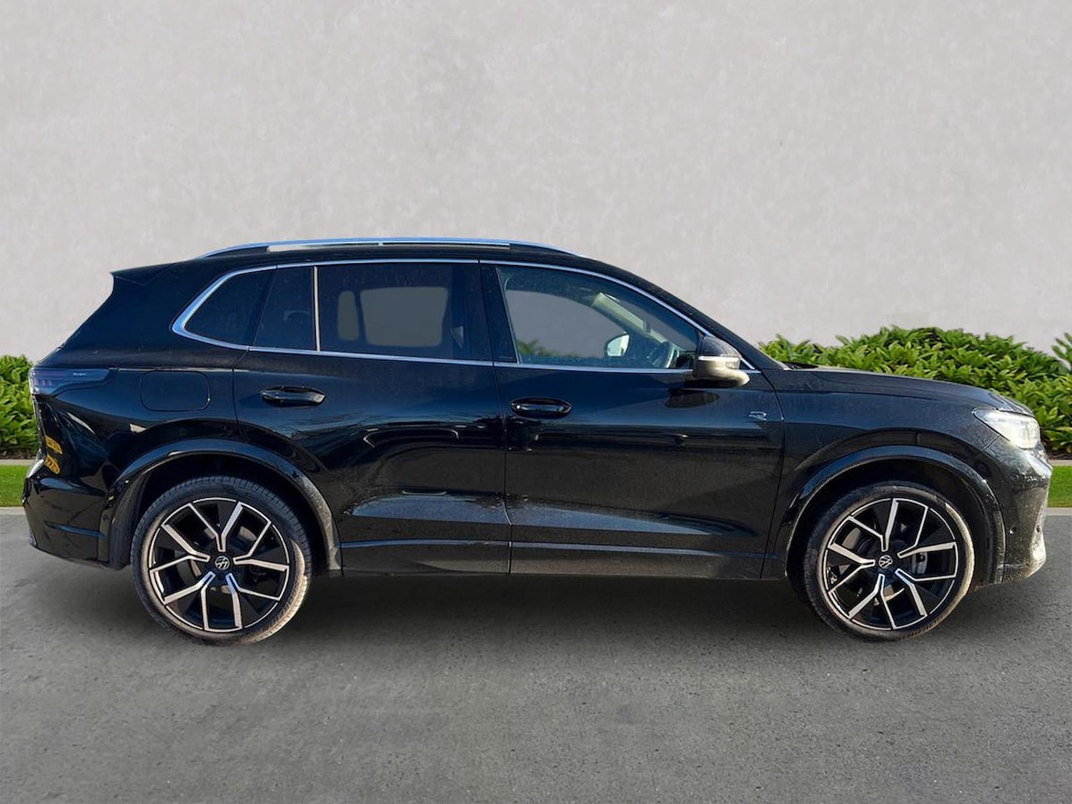 Used Volkswagen Tiguan 2025 for sale - 77487662: Photo 3