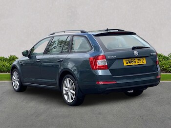 Used Skoda Octavia 2016 for sale - 78267389: Photo