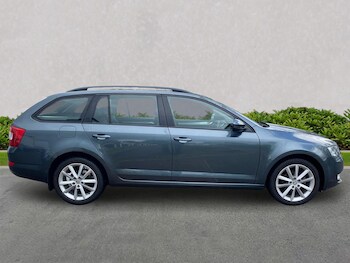 Used Skoda Octavia 2016 for sale - 78267389: Photo