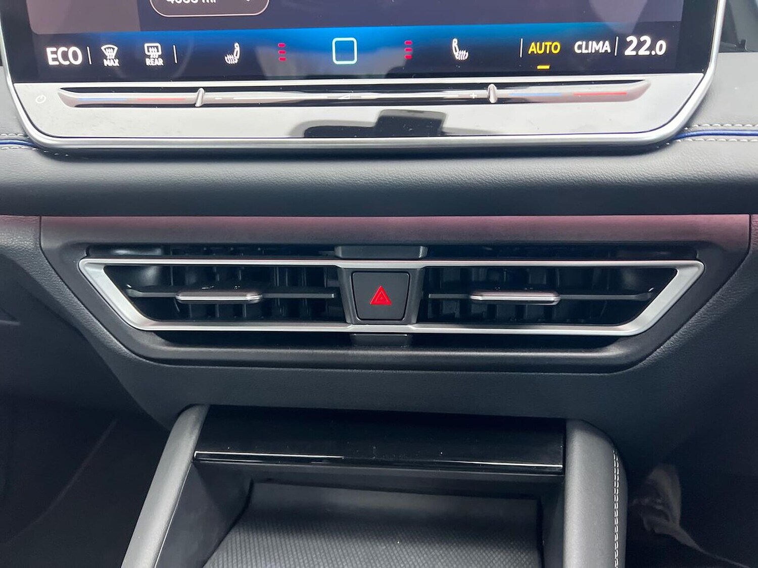 Used Volkswagen Tiguan 2025 for sale - 76477332: Photo 12