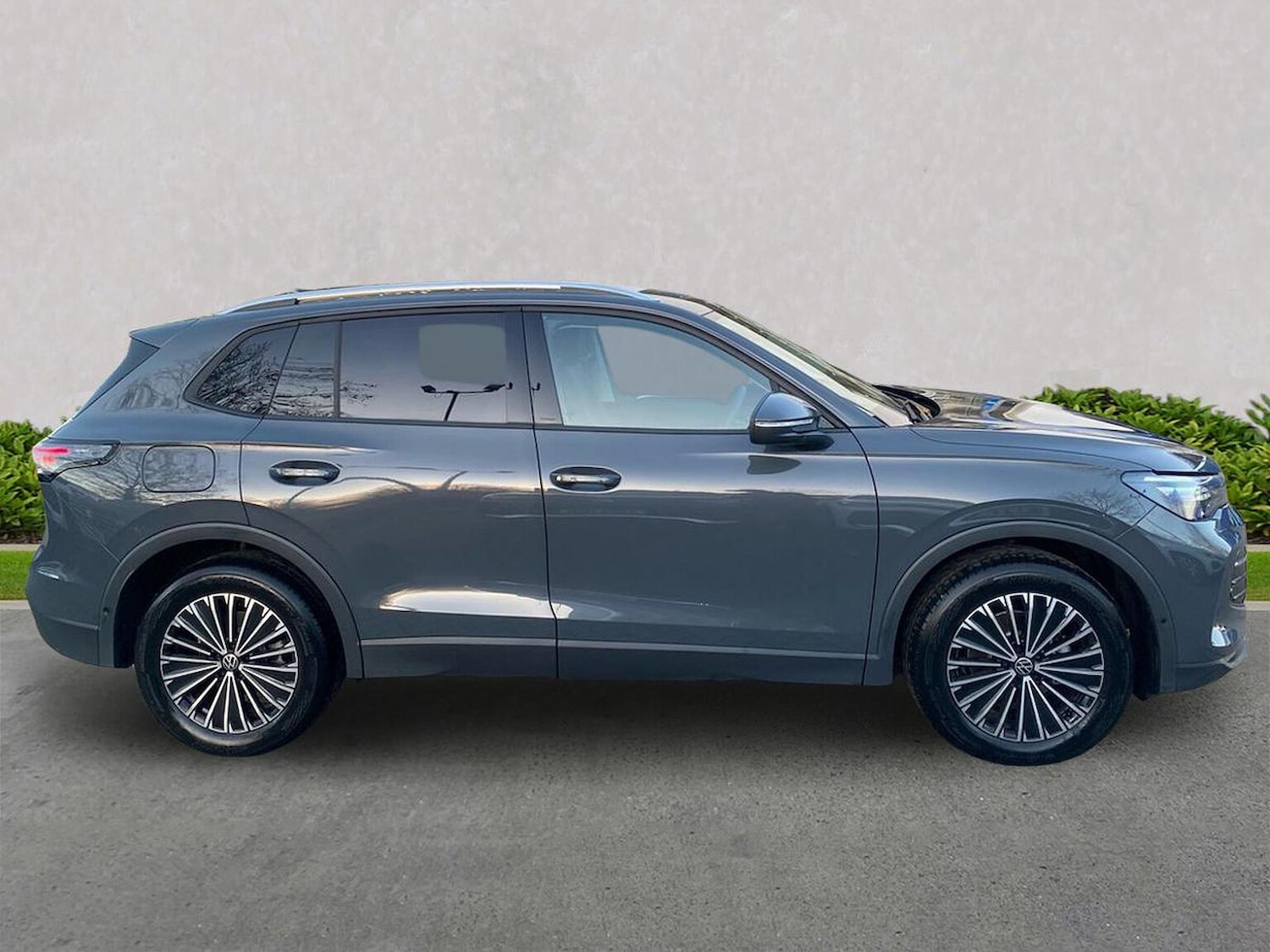 Used Volkswagen Tiguan 2025 for sale - 77487674: Photo 3