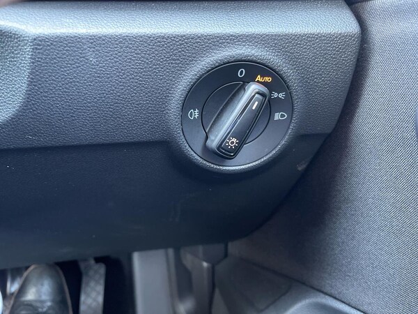 Used Volkswagen T-Roc 2023 for sale - 76016961: Photo 22