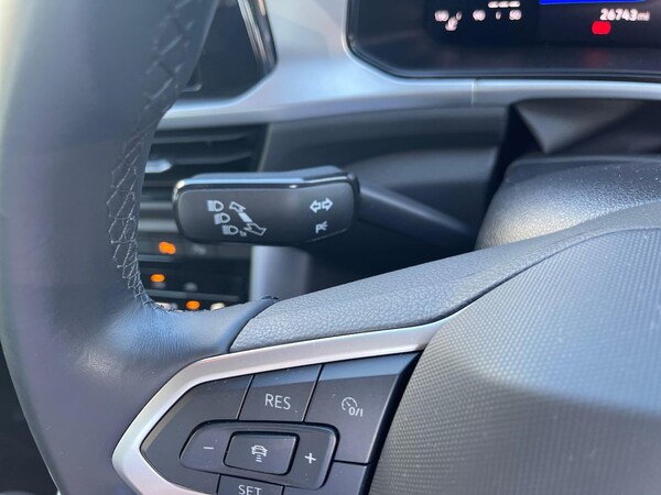 Used Volkswagen T-Roc 2023 for sale - 76016961: Photo 26
