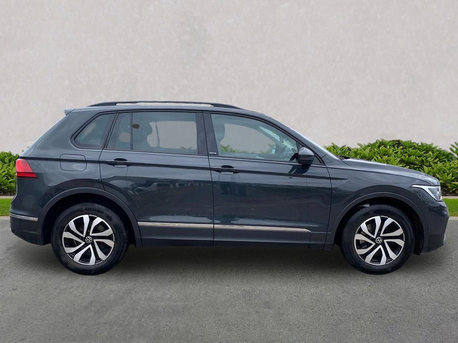 Used Volkswagen Tiguan 2022 for sale - 78193955: Photo 3