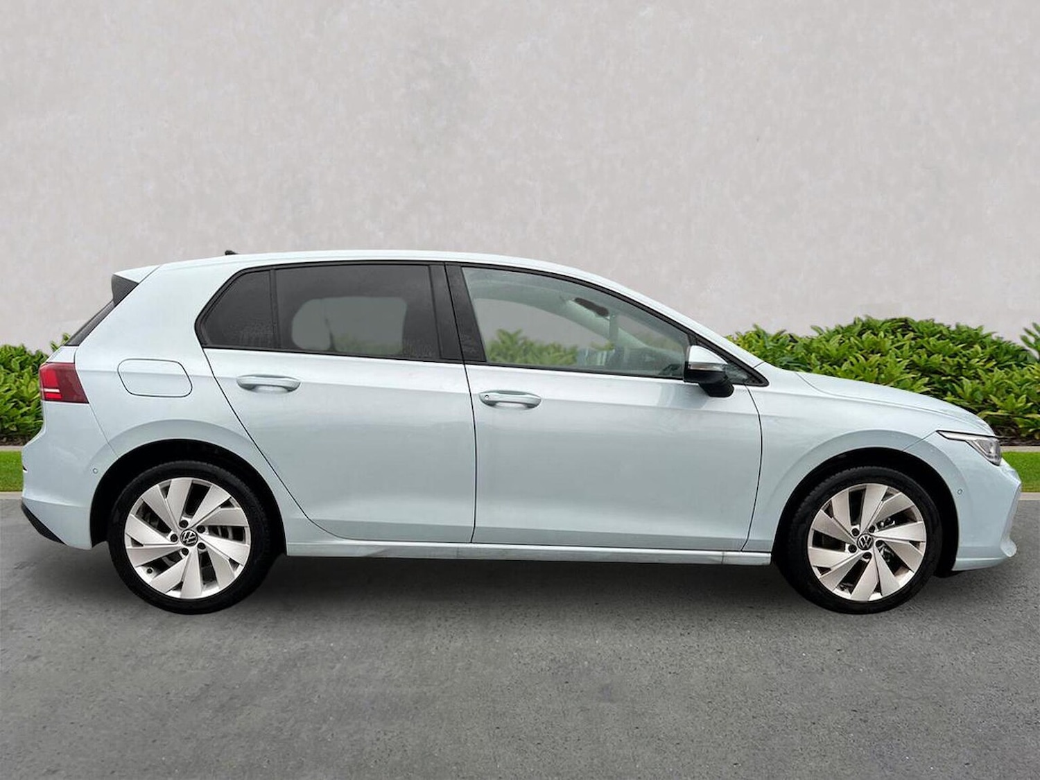 Used Volkswagen Golf 2025 for sale - 76963541: Photo 3