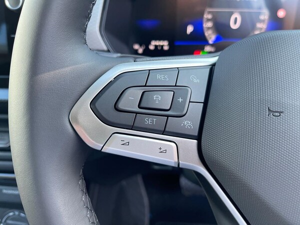 Used Volkswagen T-Cross 2025 for sale - 75662952: Photo 24