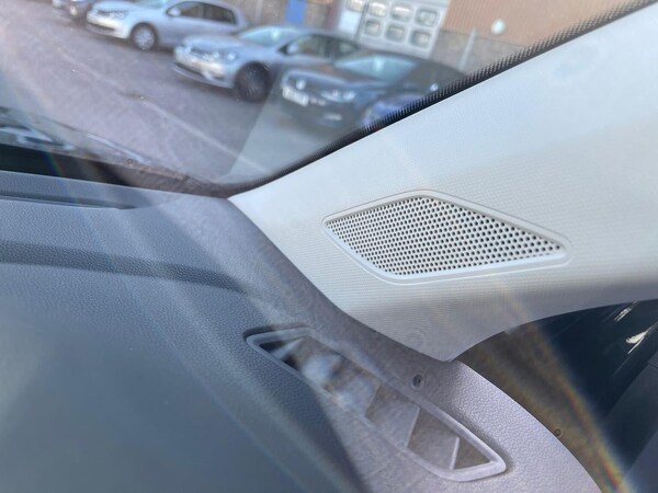 Used Volkswagen T-Cross 2025 for sale - 75662952: Photo 29