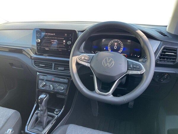 Used Volkswagen T-Cross 2025 for sale - 75662952: Photo 8