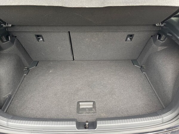 Used Volkswagen Polo 2022 for sale - 76237077: Photo 17