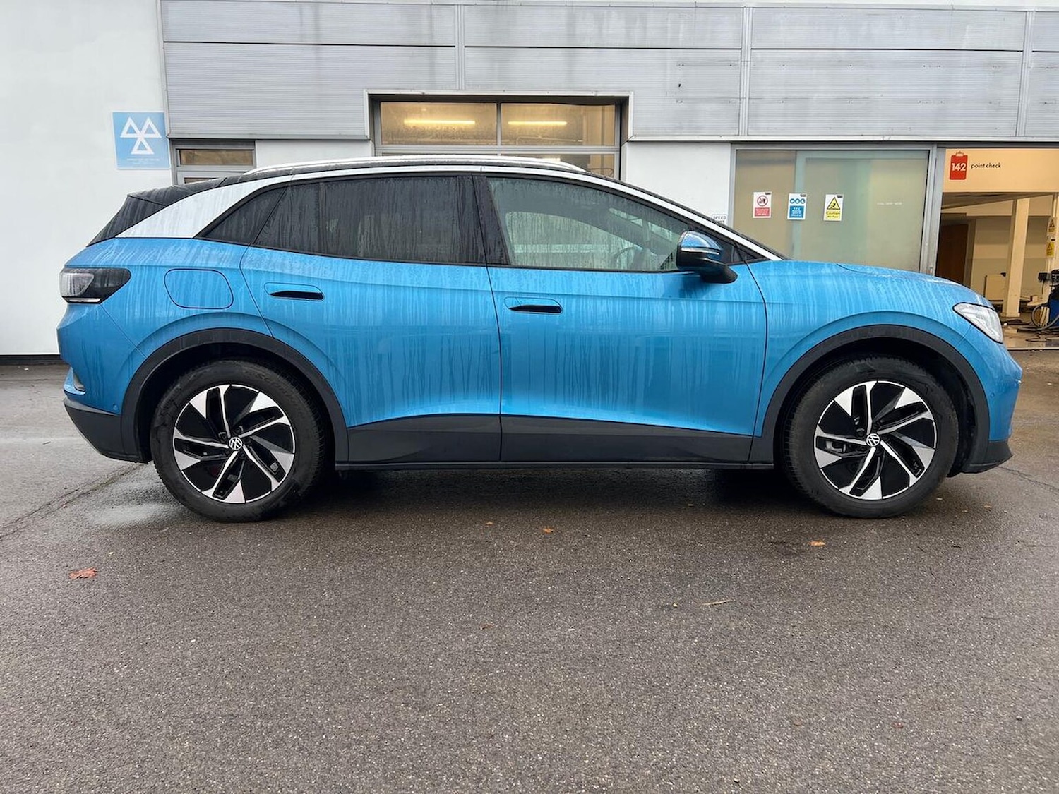 Used Volkswagen ID.4 2024 for sale - 76541847: Photo 3