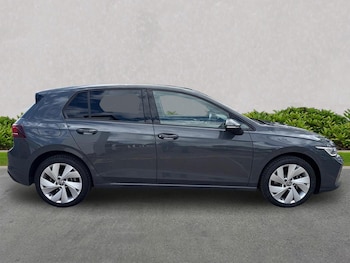 Used Volkswagen Golf 2025 for sale - 79445127: Photo