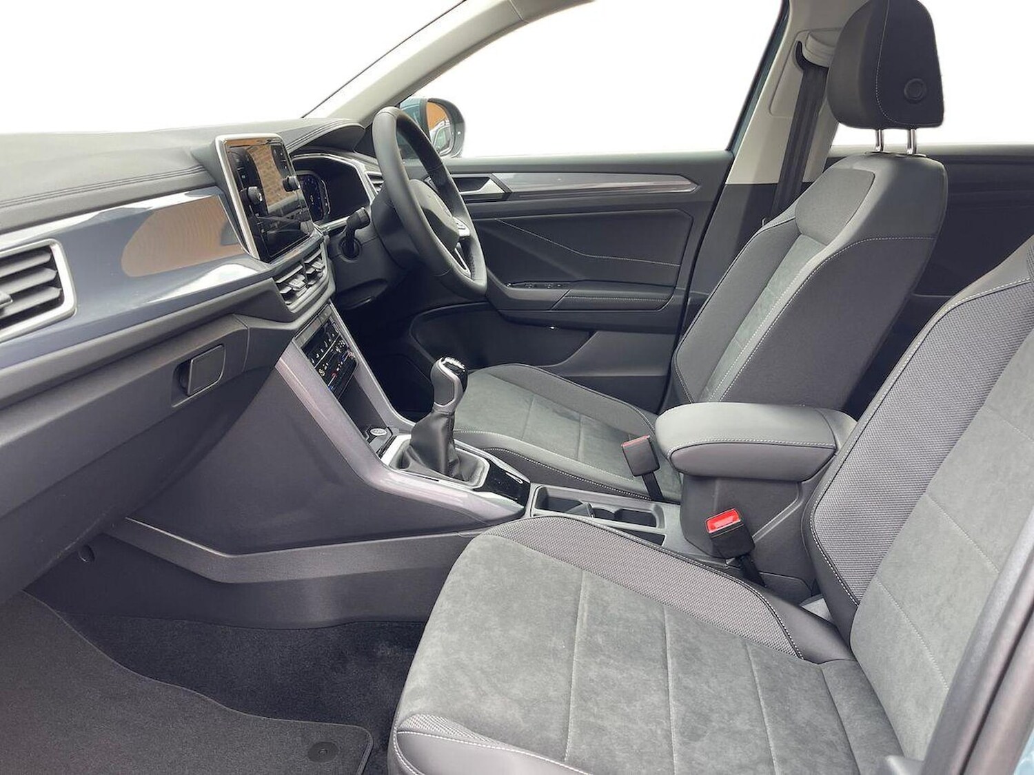 Used Volkswagen T-Roc 2025 for sale - 77487764: Photo 7