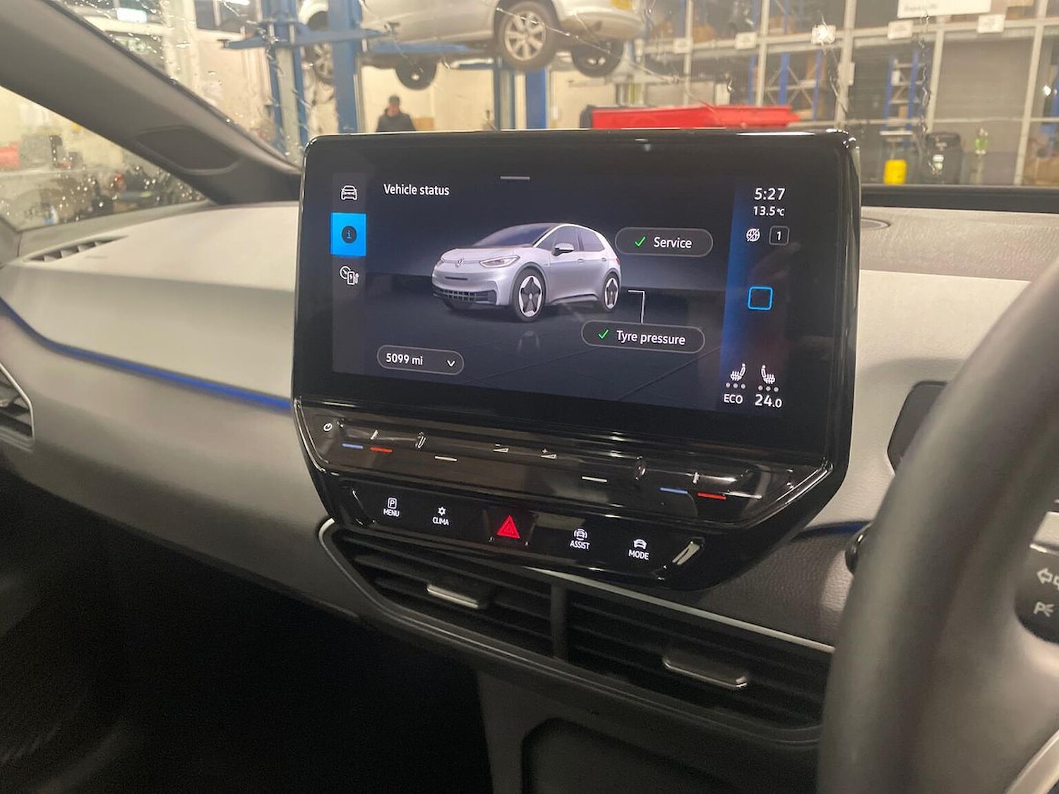 Used Volkswagen ID.3 2023 for sale - 76735606: Photo 11